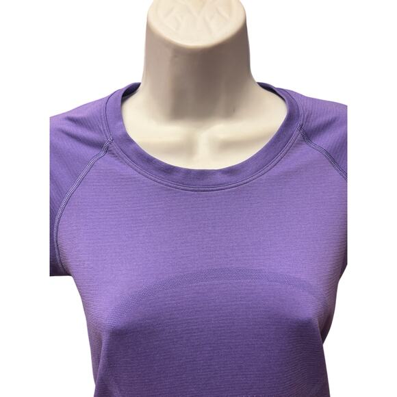 Lululemon Swiftly Tech Short Sleeve Top Purple - Picture 3 of 6